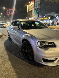 کرایسلەر 300